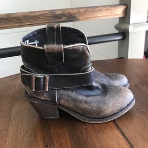 Coral Indie Spirit Booties